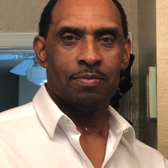 Profile Picture of Kenneth Mcintyre (@kgmjr54) on Poshmark