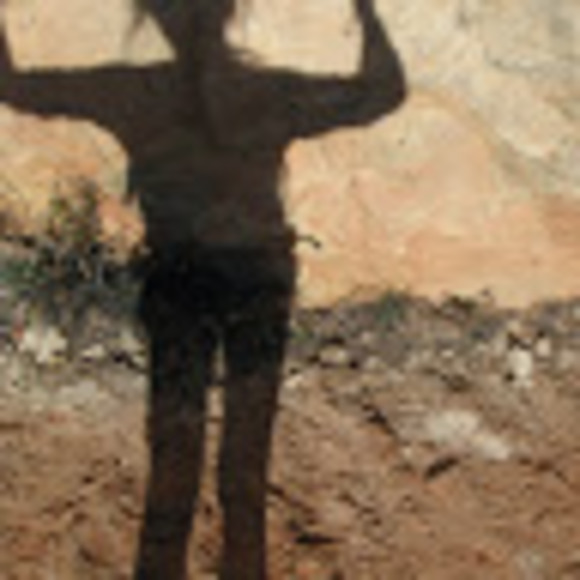 Profile Picture of Emily clare Gimpel (@eclaregimpel) on Poshmark