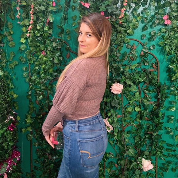 Profile Picture of Greer Shammah (@greertaylor95) on Poshmark