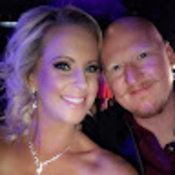 Profile Picture of Heather Hatch (@luxurybyhatch) on Poshmark