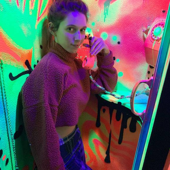 Profile Picture of Laura Oropesa (@loorop01) on Poshmark