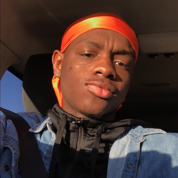 Profile Picture of Andre Woolfolk (@thatsdreboy) on Poshmark