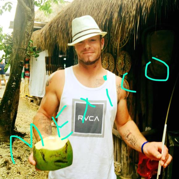 Profile Picture of Brandon Farrow (@bfarrow422) on Poshmark