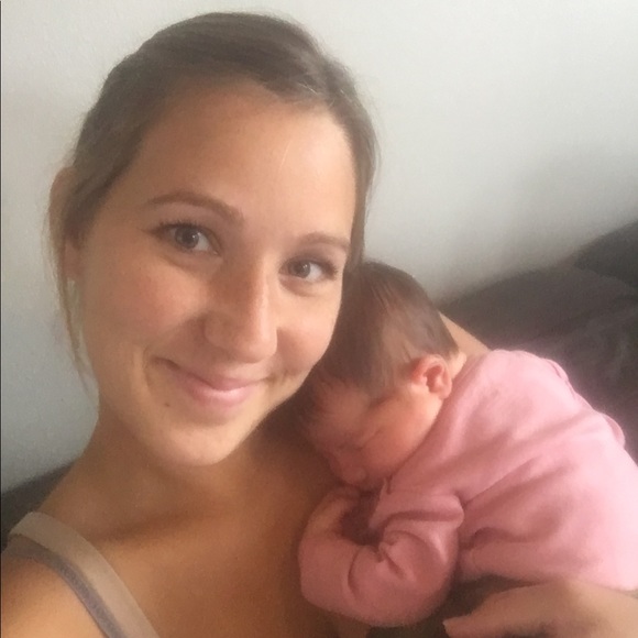 Profile Picture of Ashley Brettman (@abrettman) on Poshmark