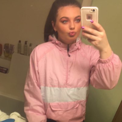 Profile Picture of Alexa Blevins (@alexablevinss) on Twitter