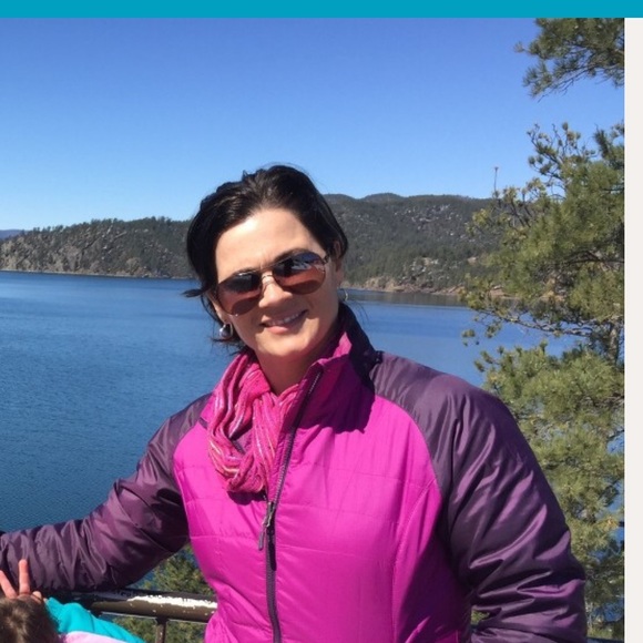 Profile Picture of Angela Sperling (@sperling13) on Poshmark