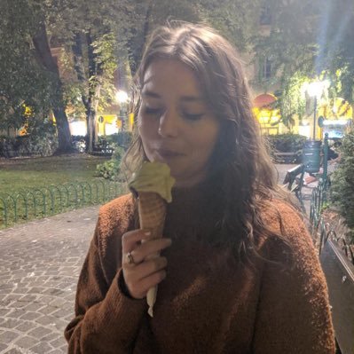 Profile Picture of Gwen Smithon Twitter