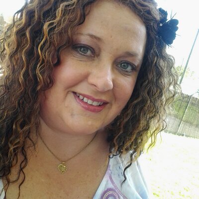 Profile Picture of Cathi Hoffman (@@denise_cathi) on Twitter