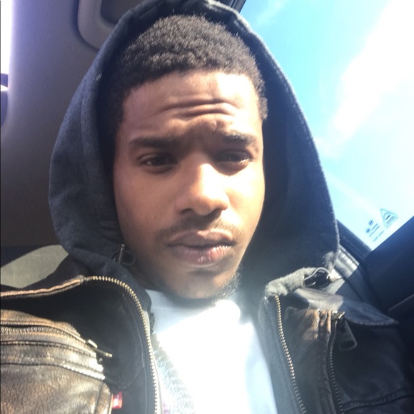 Profile Picture of Ricky Potts (@rickrichk) on Poshmark