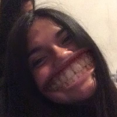 Profile Picture of Melissa Arévalo (@DosMilSeice) on Twitter