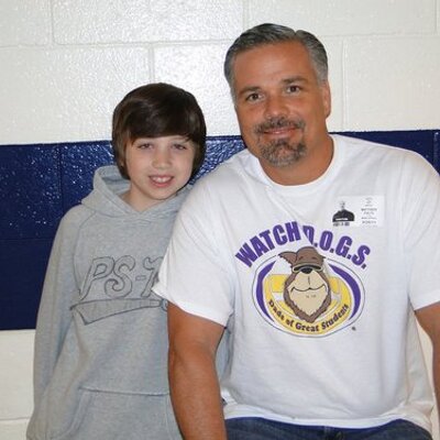 Profile Picture of Jason Foltz (@HockeyDude40) on Twitter