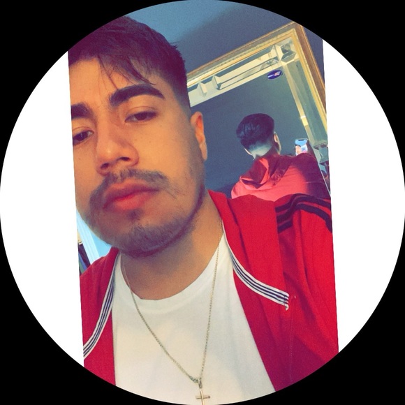 Profile Picture of Gerardo Jimenez (@geraz34) on Poshmark