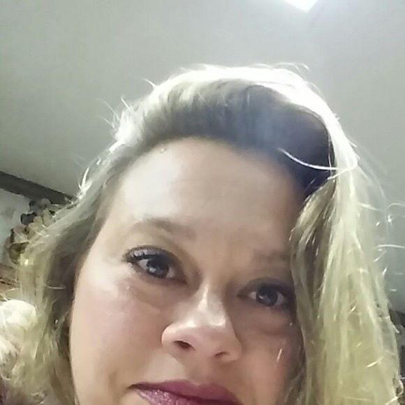 Profile Picture of Misty Cox (@123_misty) on Poshmark