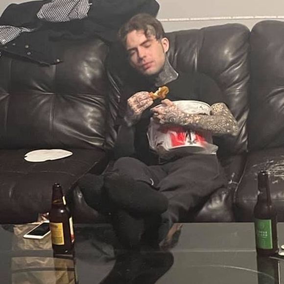 Profile Picture of Jeff Gordon (@jeffgordon795) on Poshmark