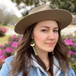 Profile Picture of Amanda Meyer (@thewildoutside) on Instagram