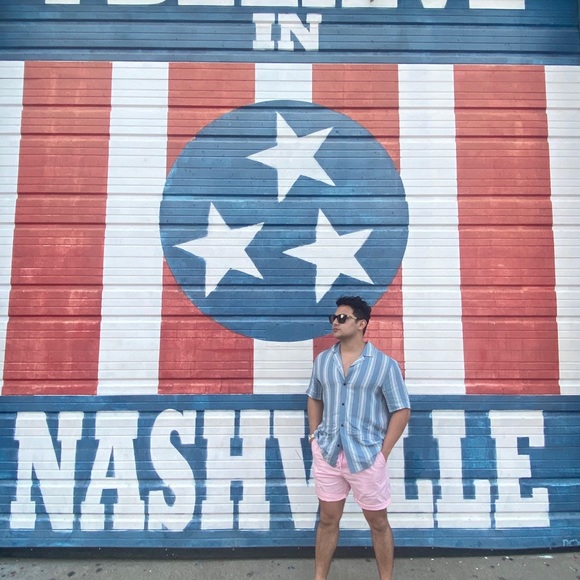 Profile Picture of Jason Rivas (@jasonrivaslifts) on Poshmark