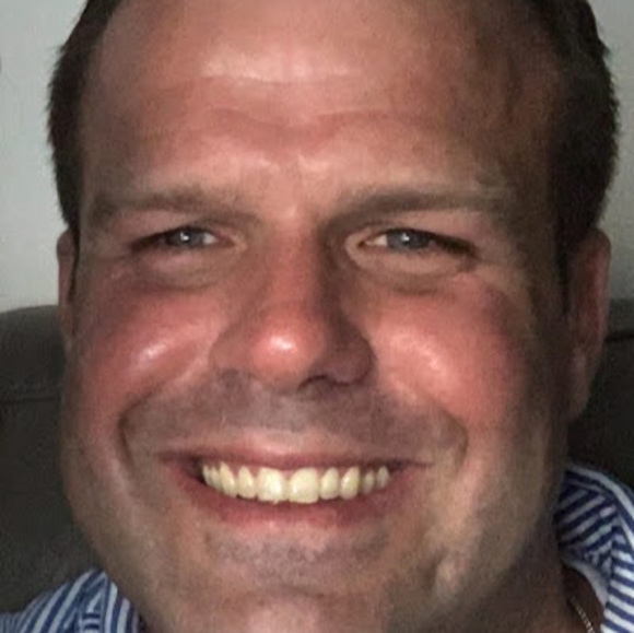 Profile Picture of Kenneth Oswald (@kennethoswald) on Poshmark