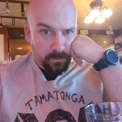 Profile Picture of James Konst (@thepettymachete) on Twitter