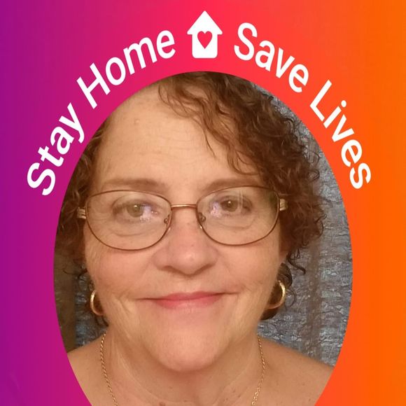 Profile Picture of Geri Schefter (@g_schefter) on Poshmark