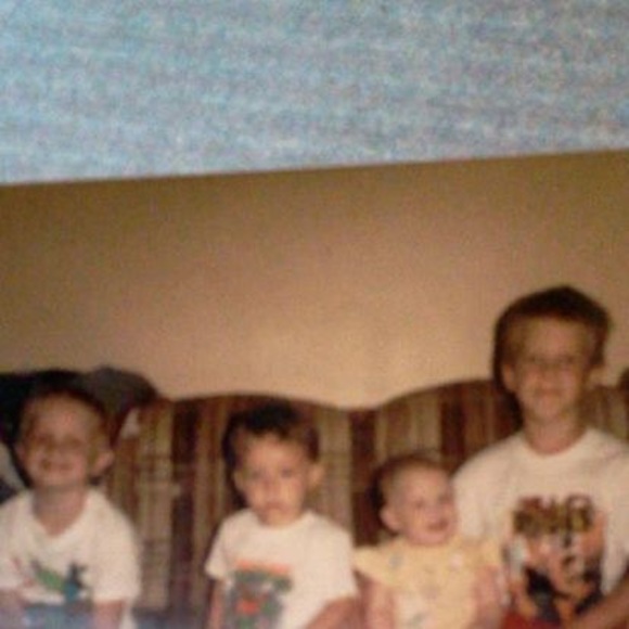 Profile Picture of Stomper Barb (@stomperemail) on Poshmark