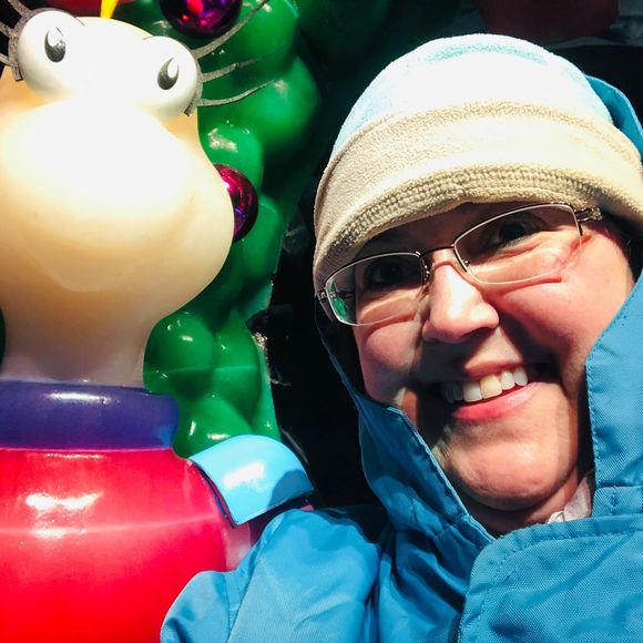 Profile Picture of Katherine Barnoski (@k_barnoski) on Poshmark