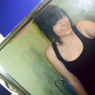 Profile Picture of Jodie Conroy (@JodieeConroy) on Twitter