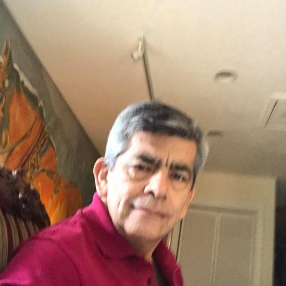 Profile Picture of Hernando Castillo (@castilloeh2006) on Poshmark