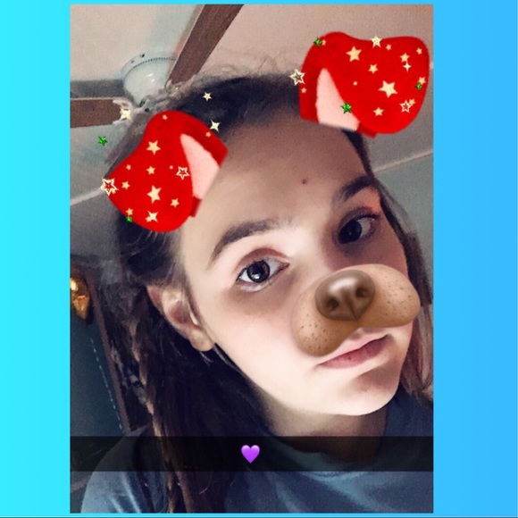 Profile Picture of Kamille Dysinger (@kamille432) on Poshmark