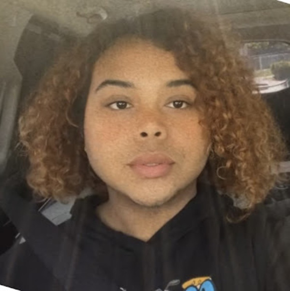 Profile Picture of Chris Bedford (@chrisbedford9) on Poshmark