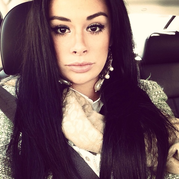 Profile Picture of Nabila Dabdoub (@nabsnabs) on Poshmark