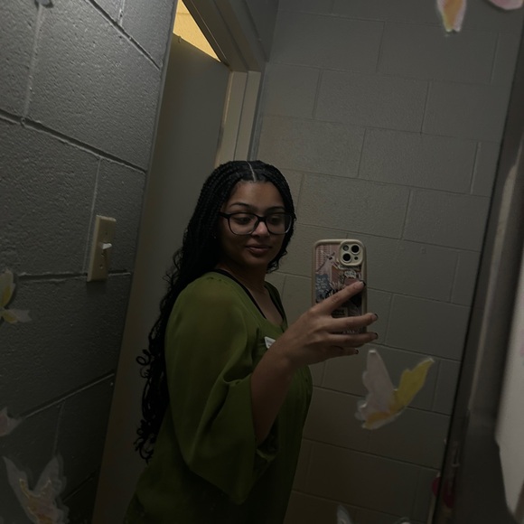 Jazmon Fuentes - Poshmark Profile Picture of Jazmon Fuentes (@jazmon0313) on Poshmark