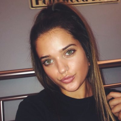 Profile Picture of Kay Hobbs (@Kayleehobbs4) on Twitter