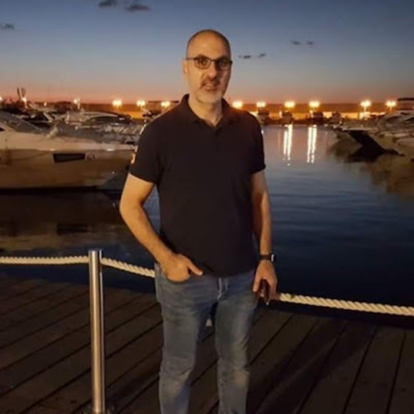 Profile Picture of Fadi Saadi (@saadifadi) on Poshmark