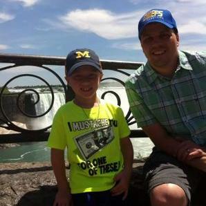 Profile Picture of Mike Tiernan (@mikeyslife) on Twitter