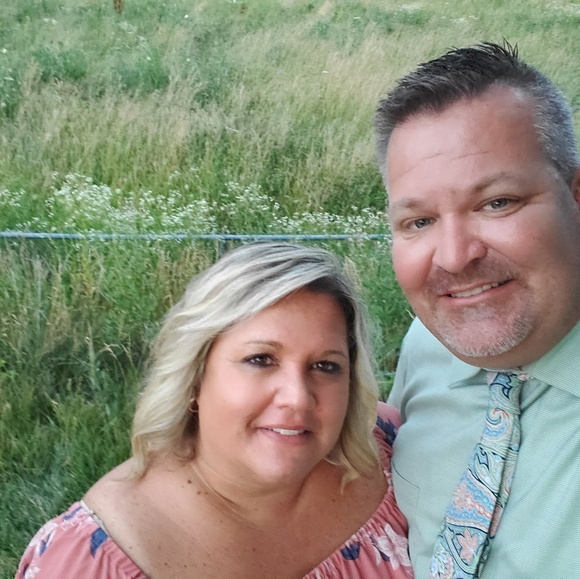 Profile Picture of Jason Hendry (@jh21475) on Poshmark