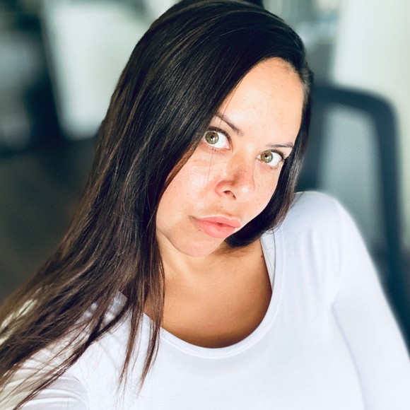 Amira Khalil - Poshmark Profile Picture of Amira Khalil (@amorty1978) on Poshmark