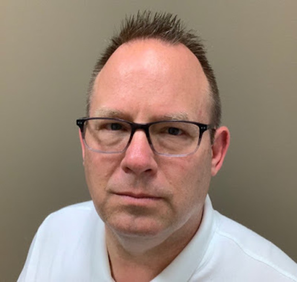 Profile Picture of Greg Bowman (@gregabowman83) on Poshmark