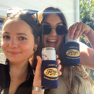 Profile Picture of Caroline Swenson (@@carolswenson25) on Twitter