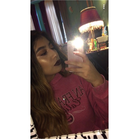 Profile Picture of Janet Maldonado (@__janet__) on Poshmark