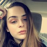Profile Picture of leigh hrischenko🍒🔮✨💿💫☮️ (@leighh.ann) on Instagram