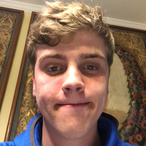 Profile Picture of Beecher Baldwin (@bbaldwin4747) on Poshmark