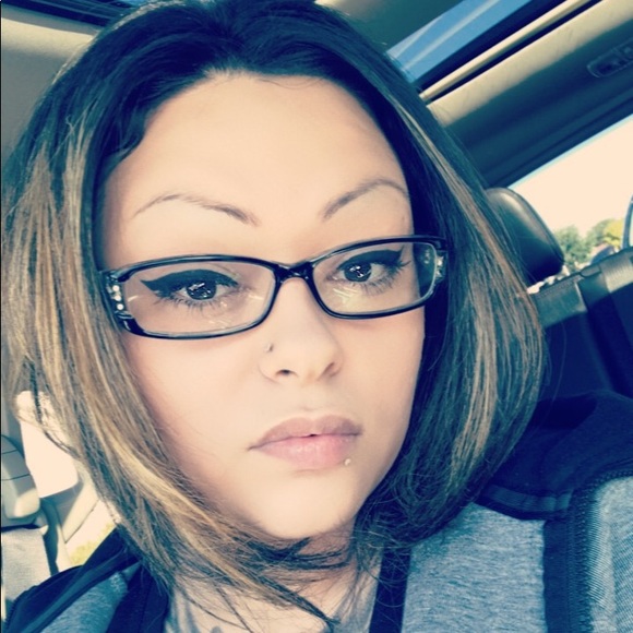 Profile Picture of Orlanda Duncan (@orlandamae721) on Poshmark