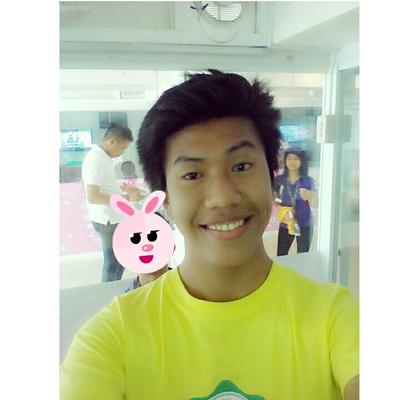 Profile Picture of Mark Loiue Bucasan (@superEloiiue) on Twitter