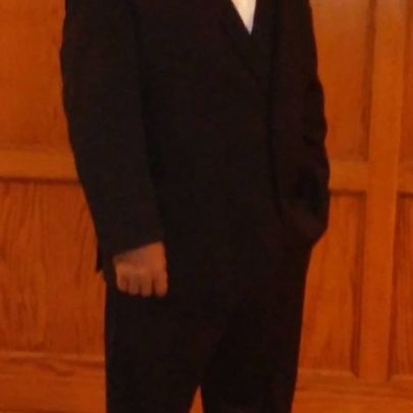 Profile Picture of Jimmy Dendy (@dendyjimmy) on Poshmark