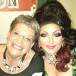 Profile Picture of Lori Wesley (@mometlori) on Instagram