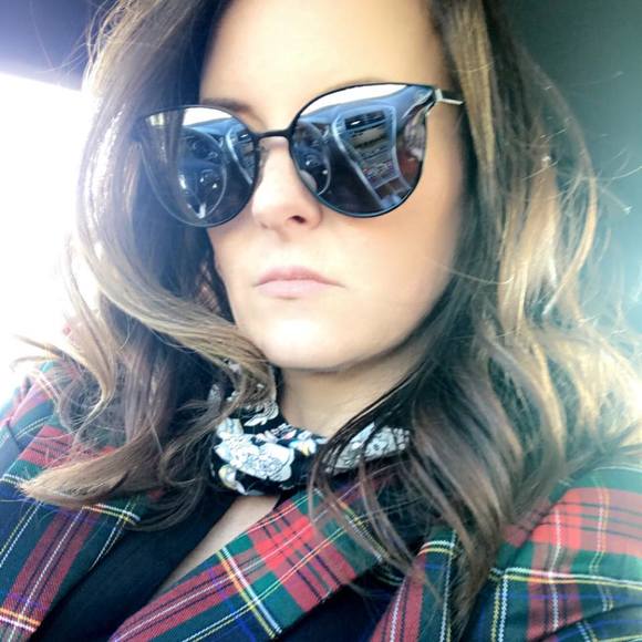 Profile Picture of Jacqueline Christopher (@chr4889) on Poshmark