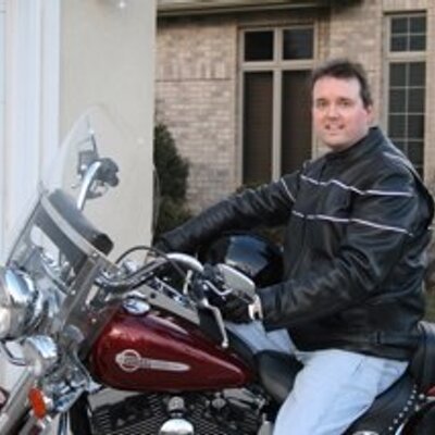 Profile Picture of Mike Collom (@MJCollom) on Twitter