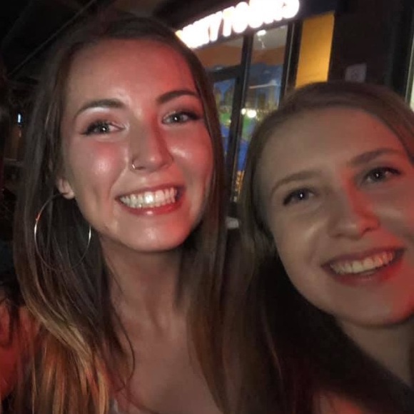 Profile Picture of Emily Kukan (@enk21) on Poshmark