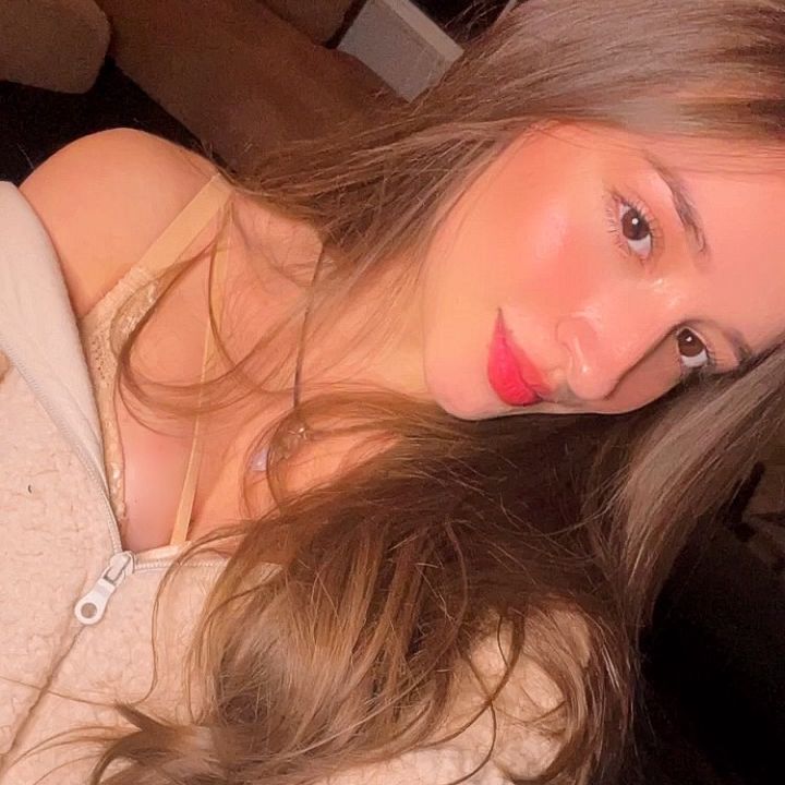Profile Picture of Paula Urquijo (@paulaurquijo1) on Tiktok