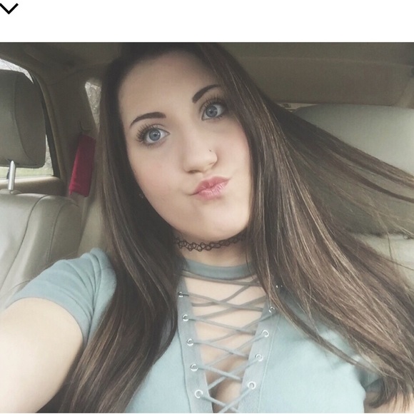 Profile Picture of Jessica Mazzocco (@jessicamazzocco) on Poshmark